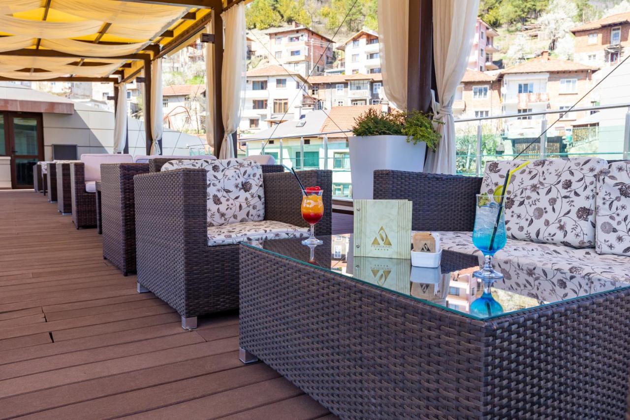 Spa Hotel Persenk Девін Екстер'єр фото The Sky Bar