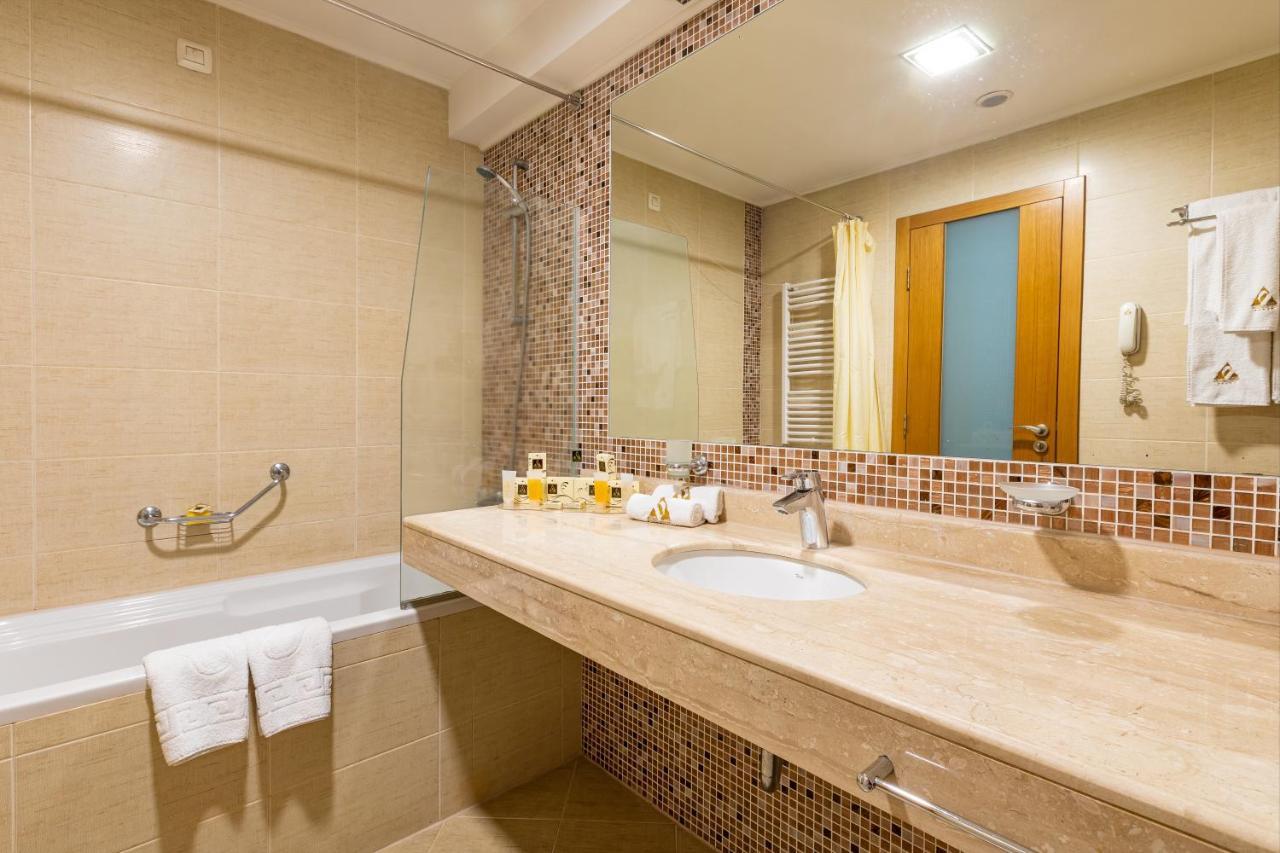 Spa Hotel Persenk Девін Екстер'єр фото Bathroom
