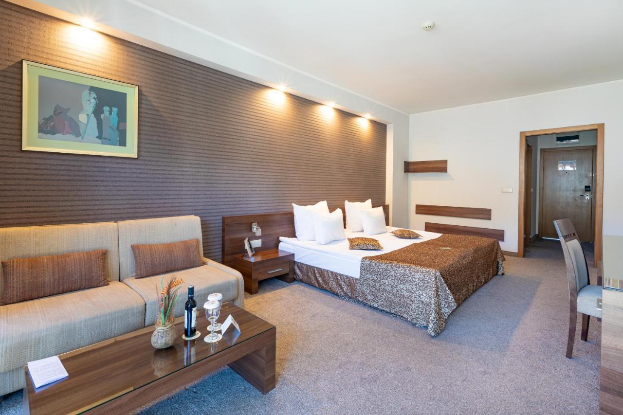 Spa Hotel Persenk Девін Екстер'єр фото