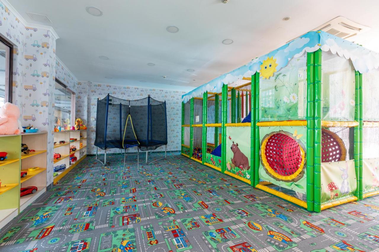 Spa Hotel Persenk Девін Екстер'єр фото The Children's Playroom